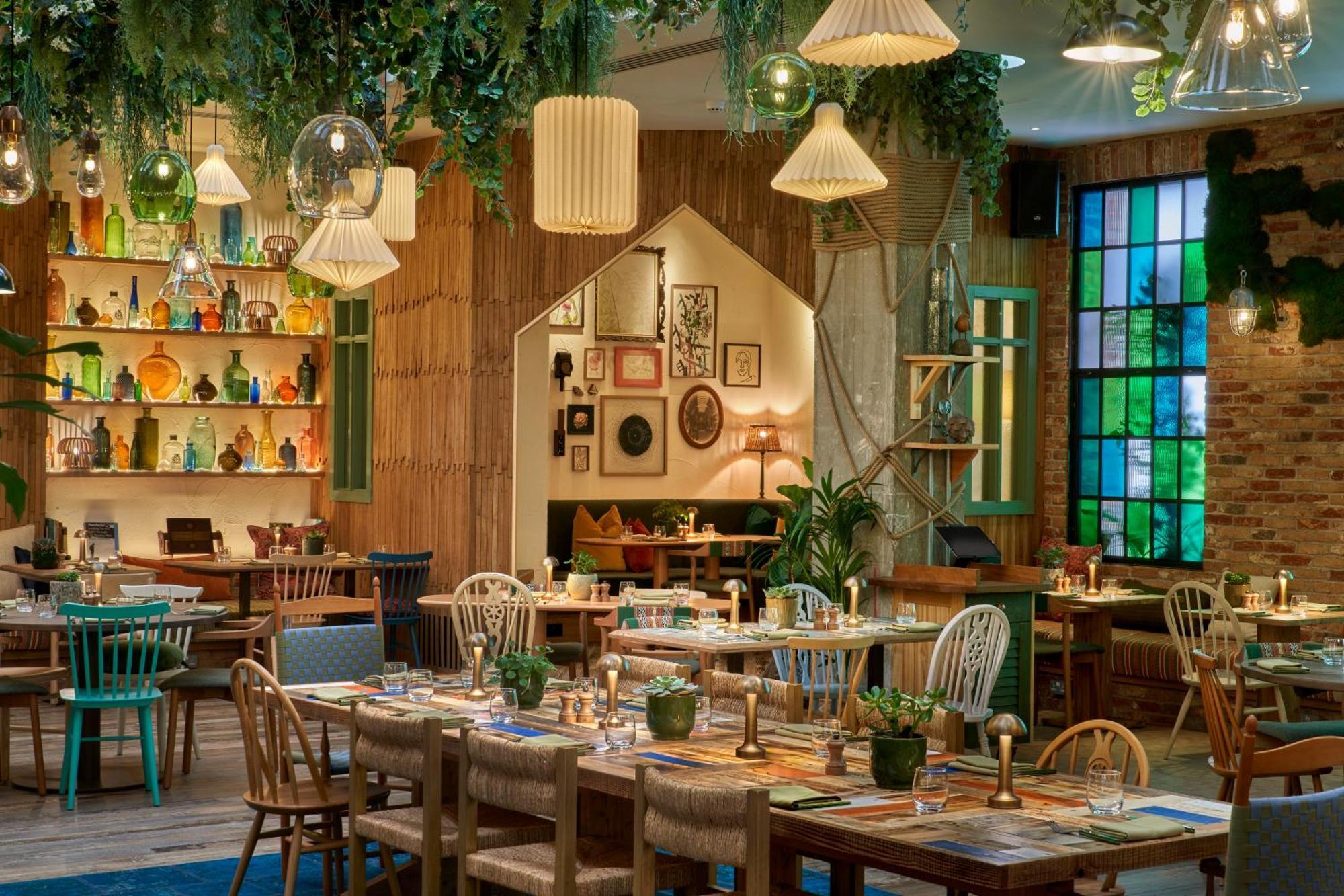 Treehouse 4*